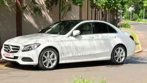 Mercedes-Benz C300 Sport 4Matic Sedan AWD (2.0L 4cyll 7A) 2016 White