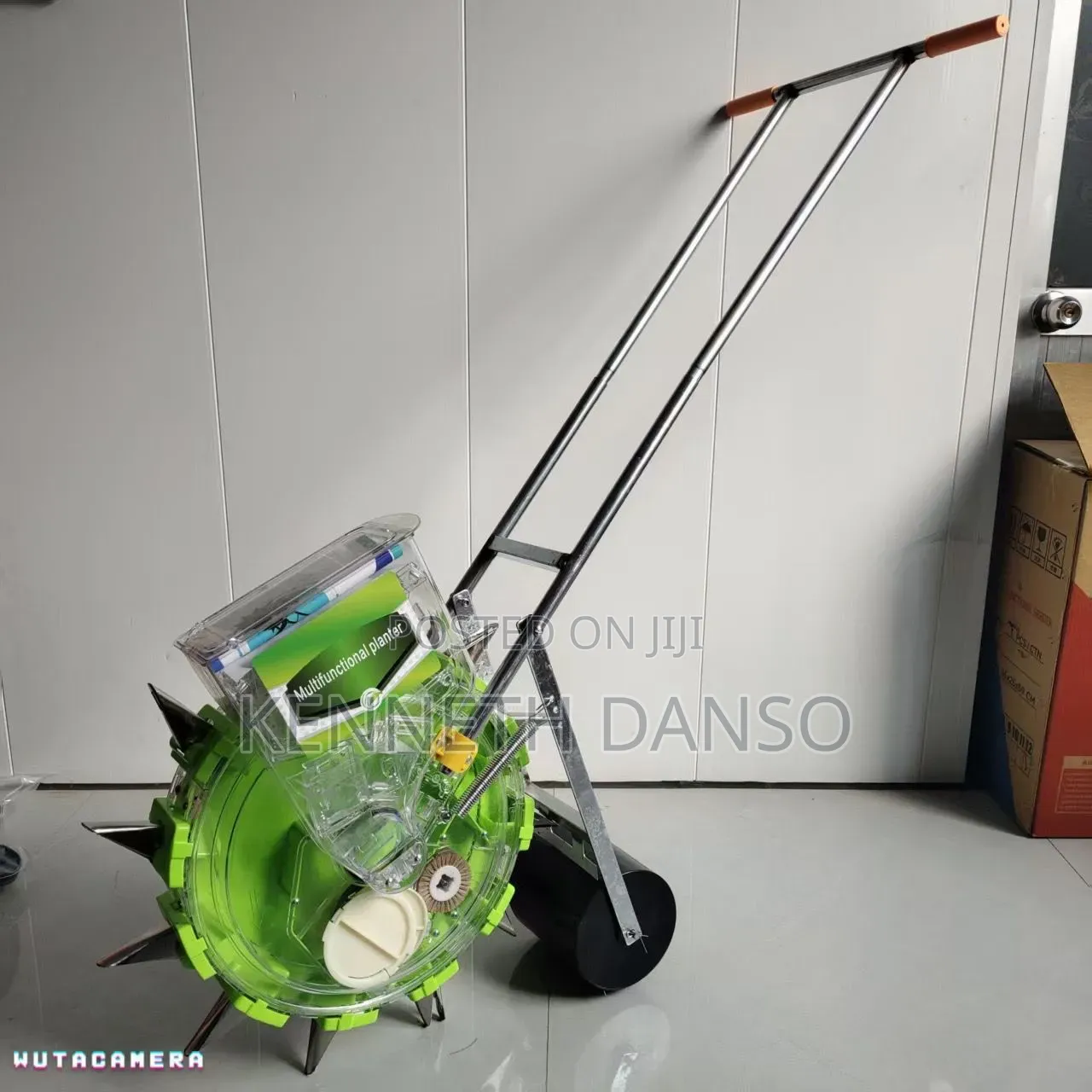 Single - Chamber Roller Planter