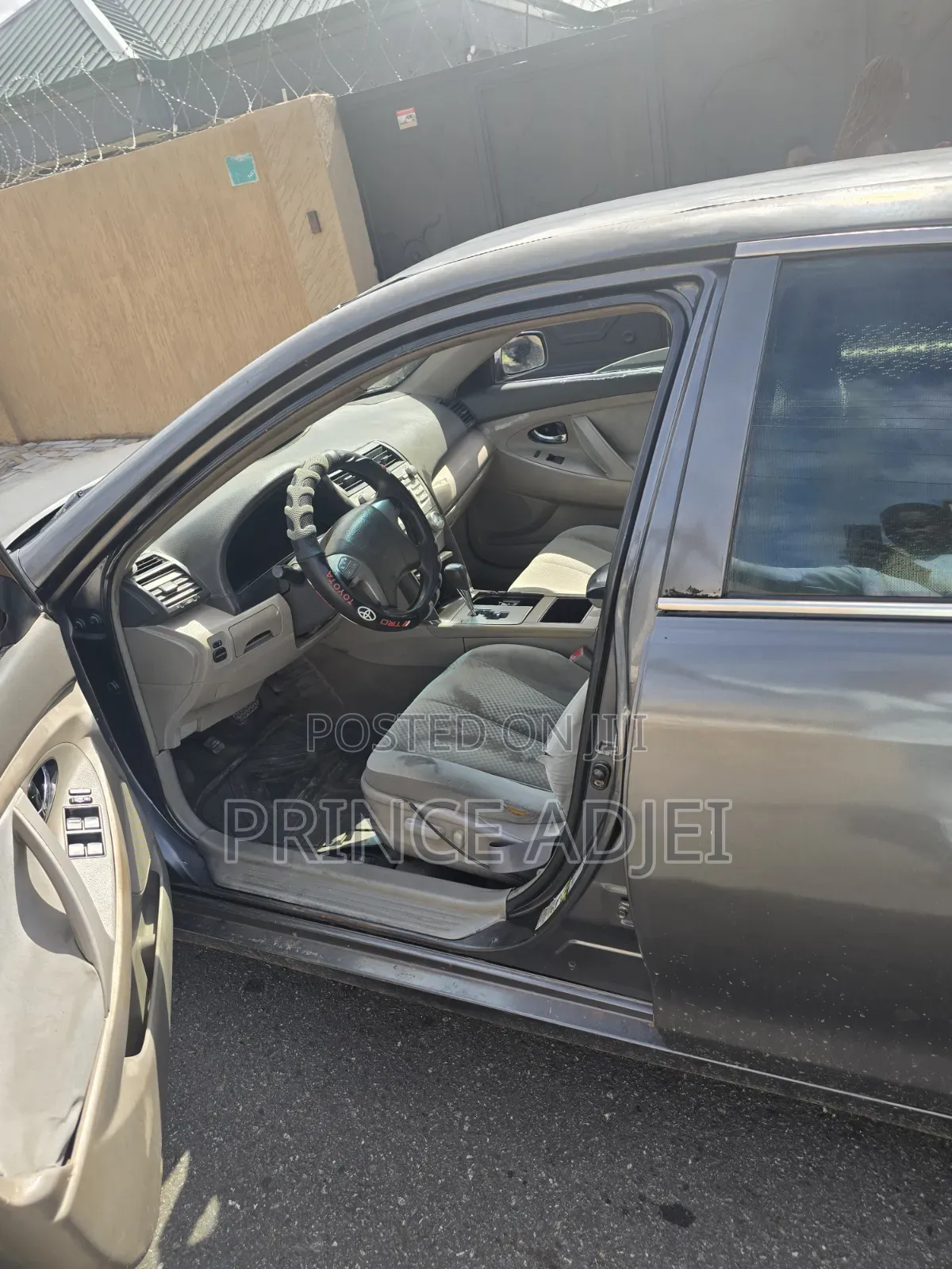 Toyota Camry LE 4dr Sedan (2.4L 4cyl 5A) 2009 Gray