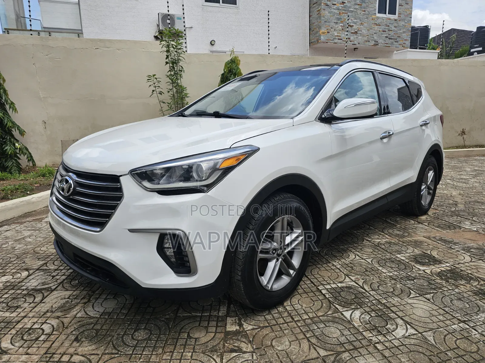 Hyundai Santa Fe Limited Ultimate AWD 2018 White