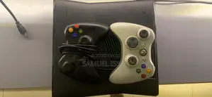 Xbox 360 With Games and 2 Controllers
