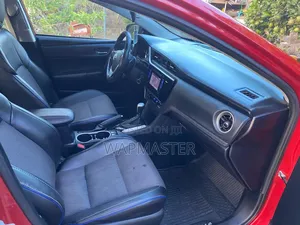 Toyota Corolla SE Special Edition 4dr Sedan (1.8L 4cyl CVT) 2017 Red