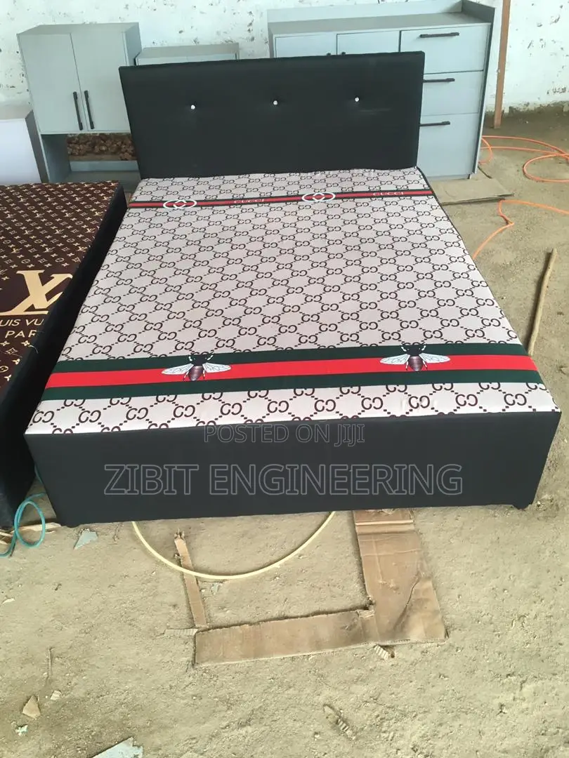 Inbuilt Bed