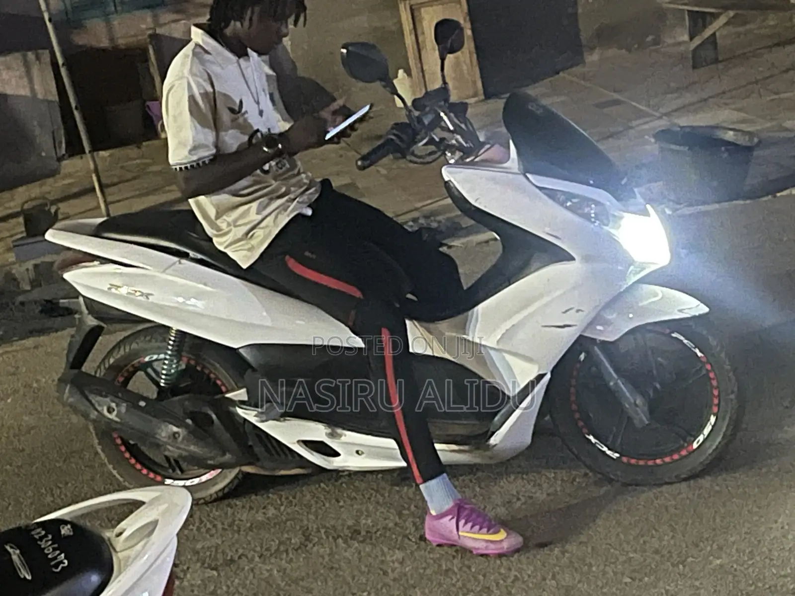 Honda 2022 White