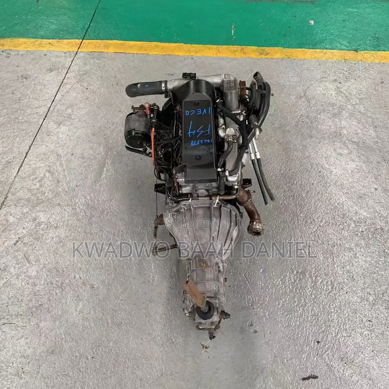 Neat Iveco Engine.