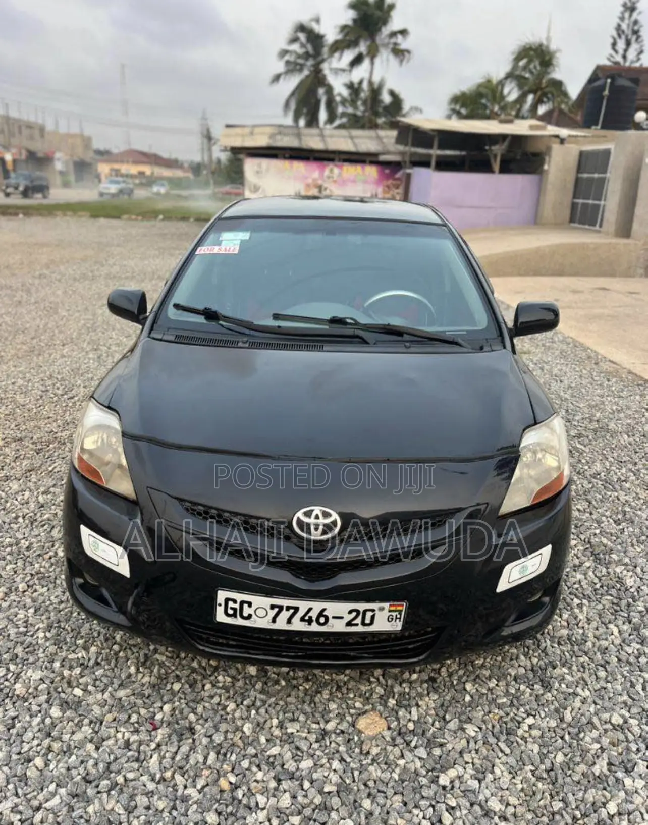 Toyota Yaris L Hatchback 3dr 2013 Black