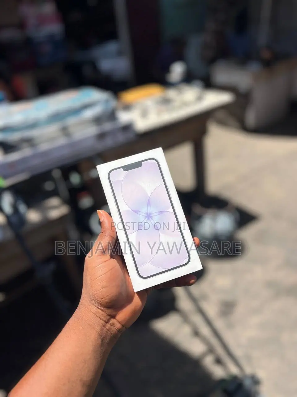 New Apple iPhone 17e 256 GB White