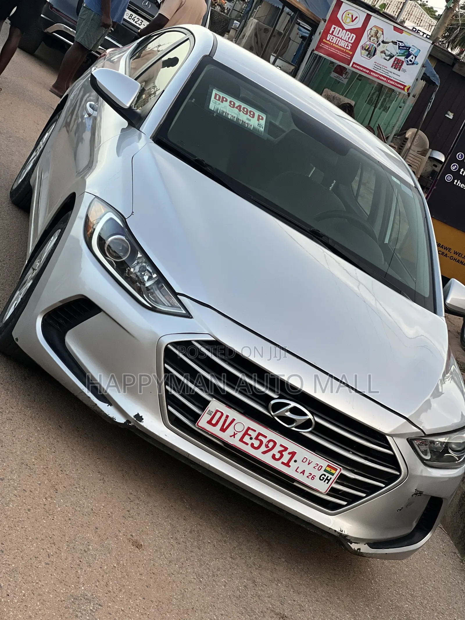Hyundai Elantra SE Sedan FWD (2.0L 4cyl 6M) 2017 Gray
