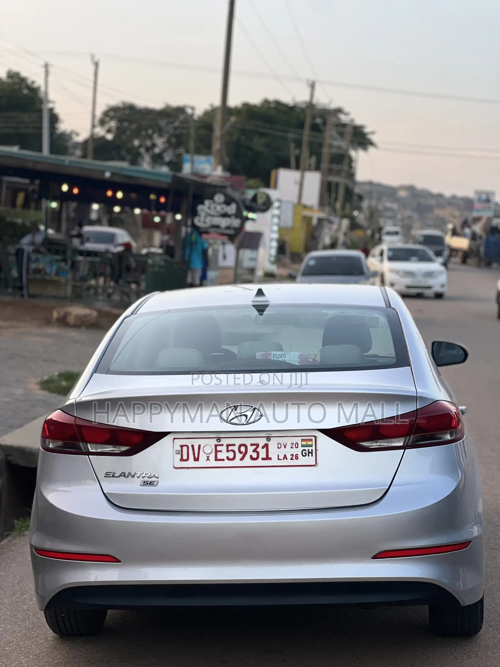 Hyundai Elantra SE Sedan FWD (2.0L 4cyl 6M) 2017 Gray