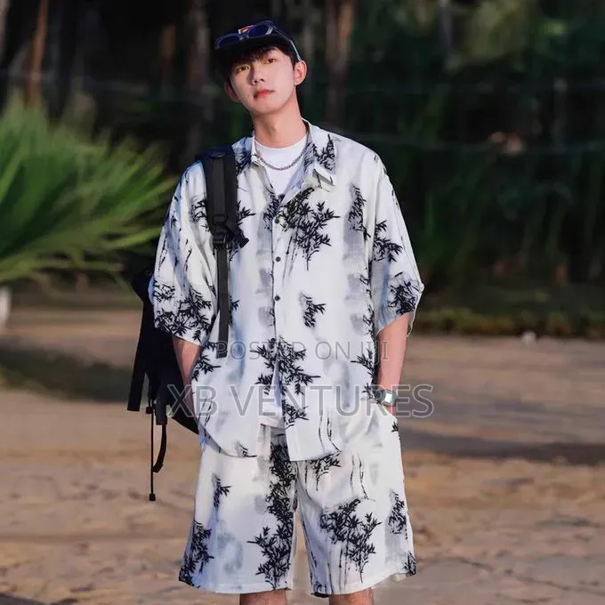 Men's Short-Sleeved Suit, T-Shirt + Shorts Suit
