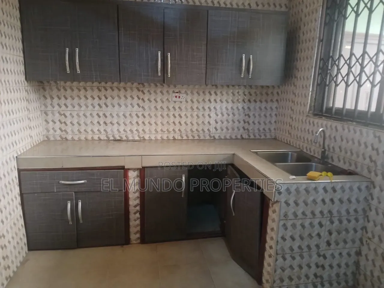 2bdrm Apartment in Ipt Bokankye, Kumasi Metropolitan for rent