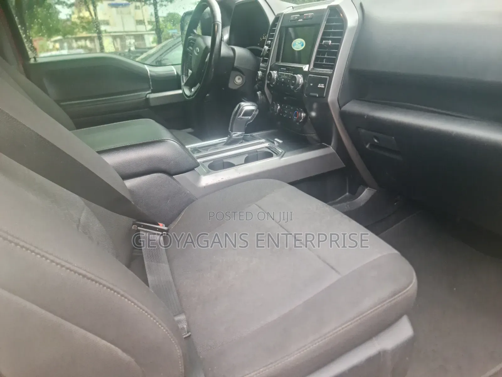 Ford F-150 2018 Red