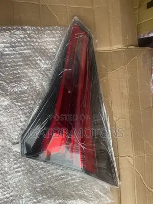 Rav4 2016 2017 2018 Bootlight (Pair)