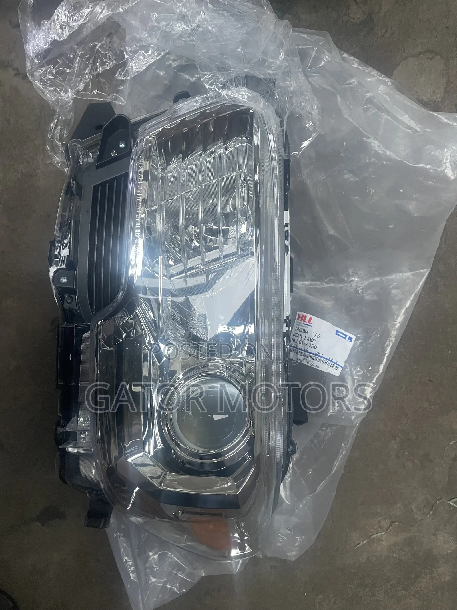 Tacoma 2016 2017 2018 2019 2020 Headlight Basic ( No Led) Pair
