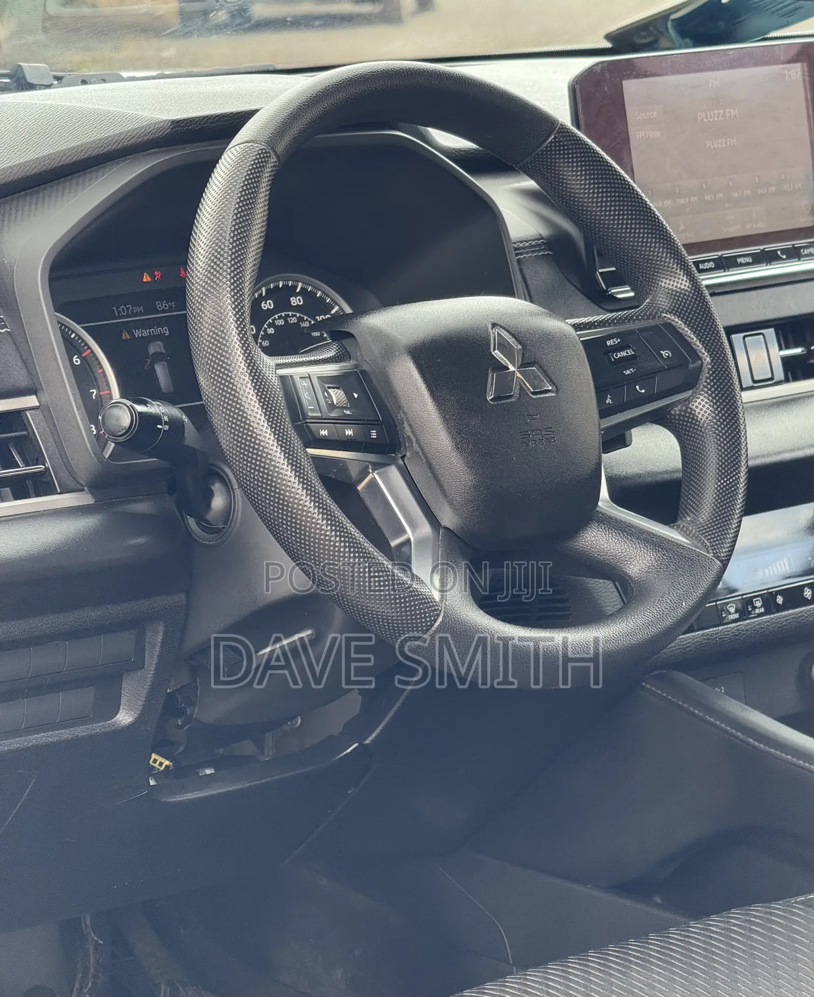 Mitsubishi Outlander ES 2022 Silver