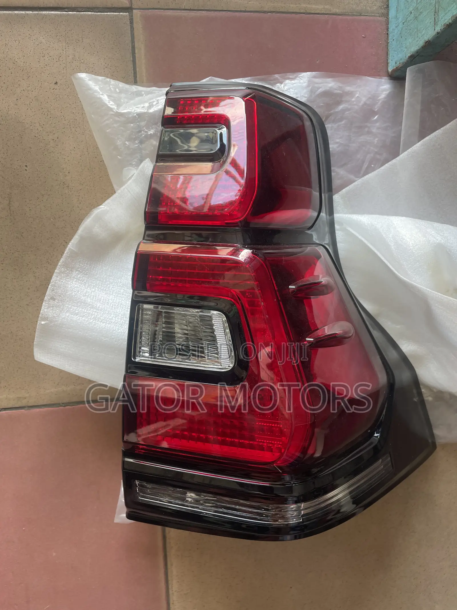Prado 2013 2014 2015 2016 2017 2018 2019 2020 2021 Tail Lights (Pair)