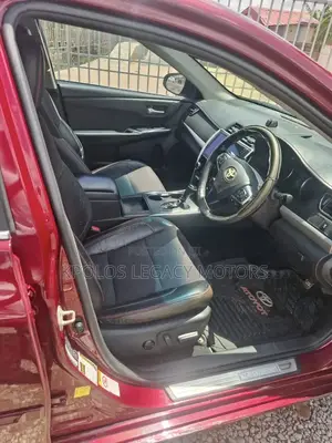 Toyota Camry SE 4dr Sedan (2.5L 4cyl 6A) 2016 Red