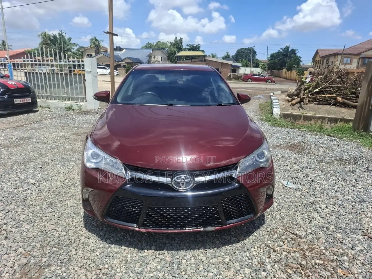 Toyota Camry SE 4dr Sedan (2.5L 4cyl 6A) 2016 Red