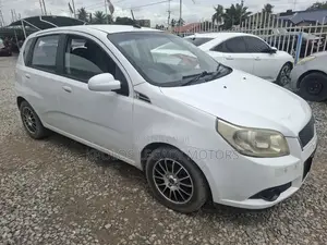 Chevrolet Aveo 1.2 Hatchback 3dr 2010 White