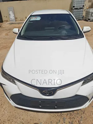 Toyota Corolla 2024 White