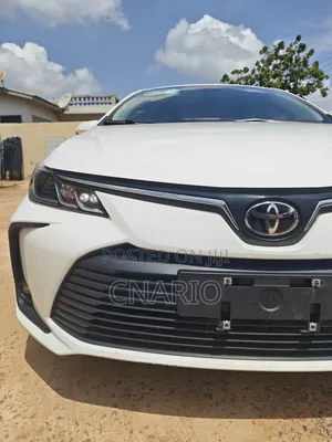 Toyota Corolla 2024 White