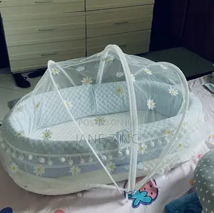 Baby Co Sleeper/ Bed
