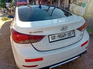 Hyundai Elantra 2013 White