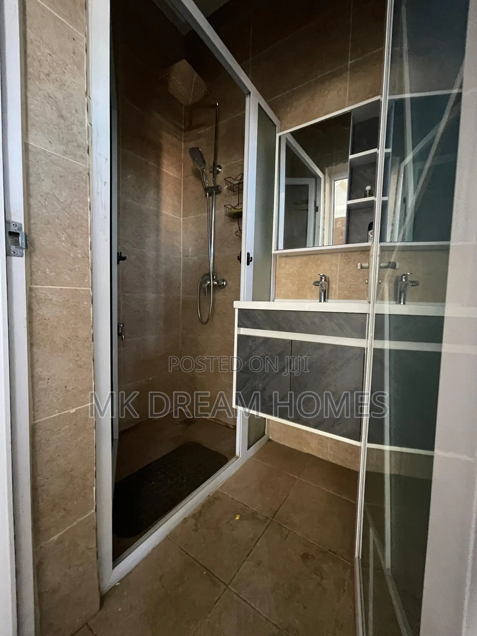 3bdrm Apartment in East Legon for rent