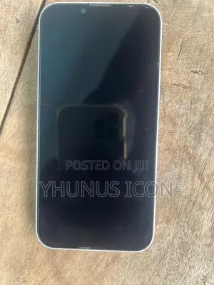 Apple iPhone 13 128 GB White