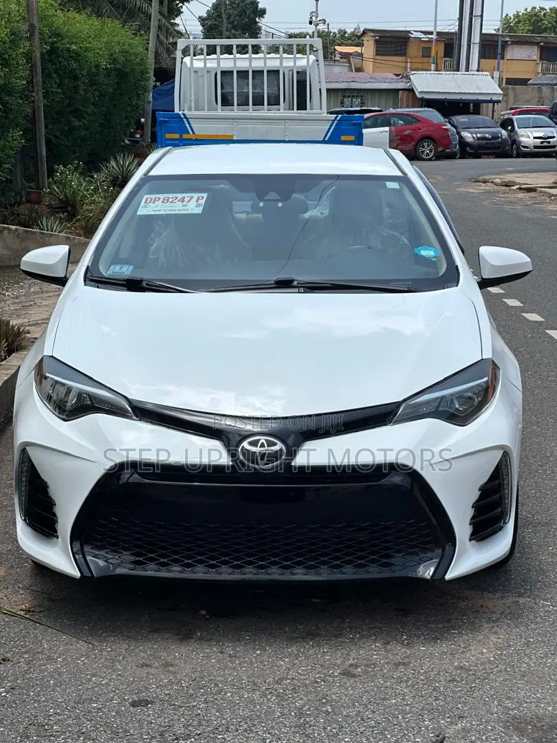 Toyota Corolla 2018 White