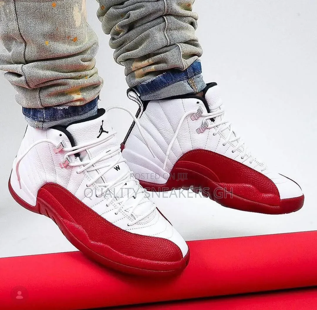 Air Jordan 12 Cherry