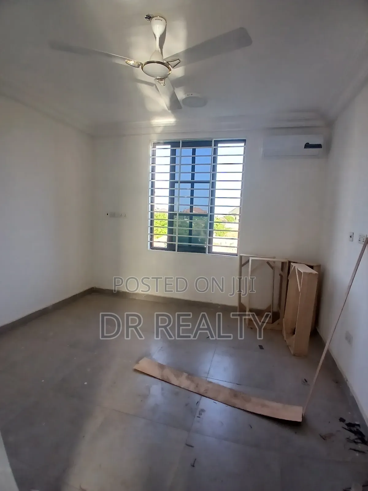 2bdrm Apartment in Savannah, Tema Metropolitan for rent