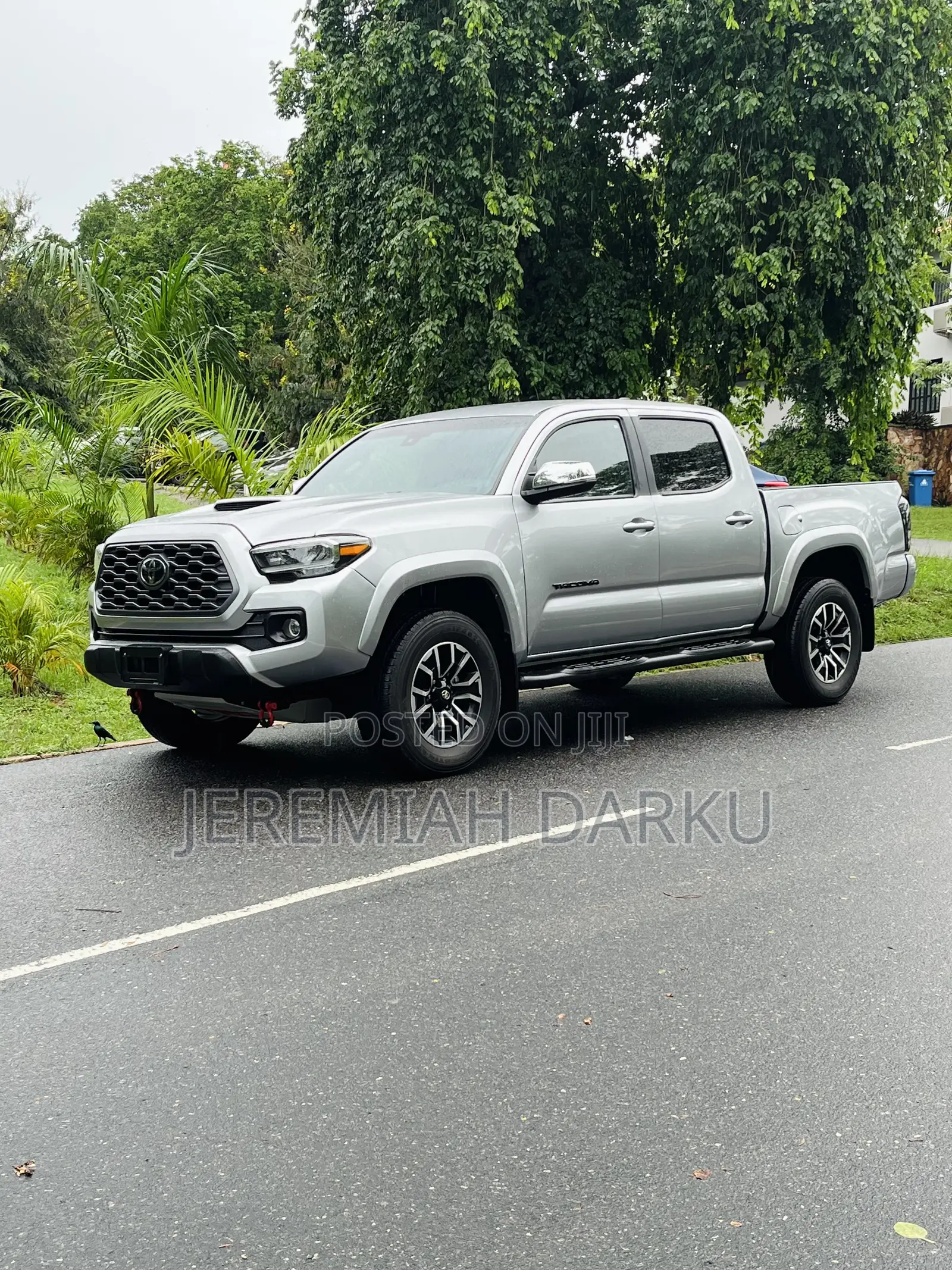 Toyota Tacoma TRD Off Road Double Cab 5' Bed V6 AT 2023 Silver