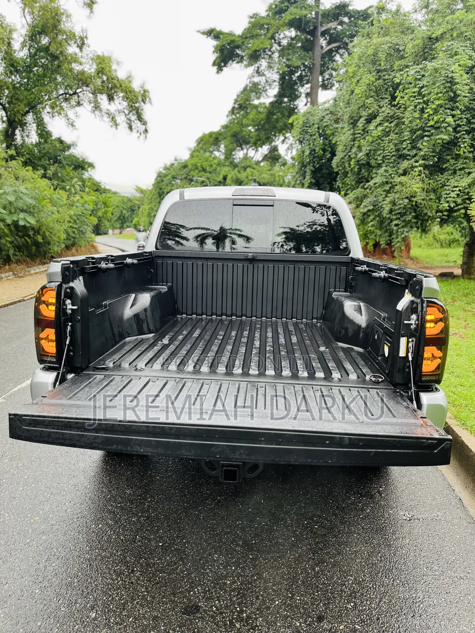 Toyota Tacoma TRD Off Road Double Cab 5' Bed V6 AT 2023 Silver