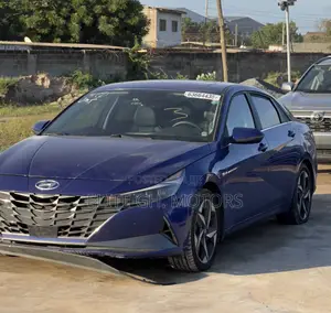 Hyundai Elantra Limited 2023 Blue