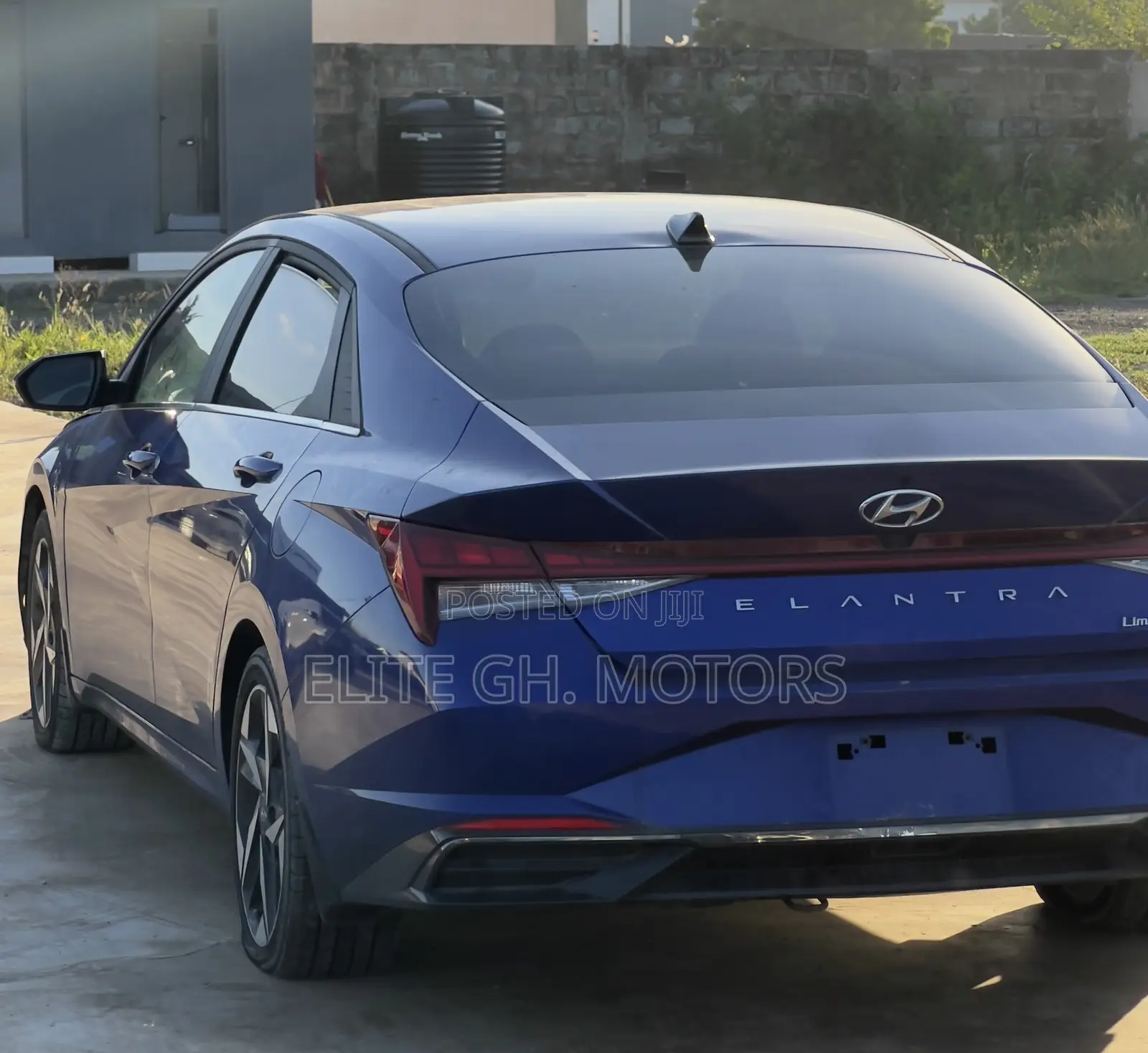 Hyundai Elantra Limited 2023 Blue