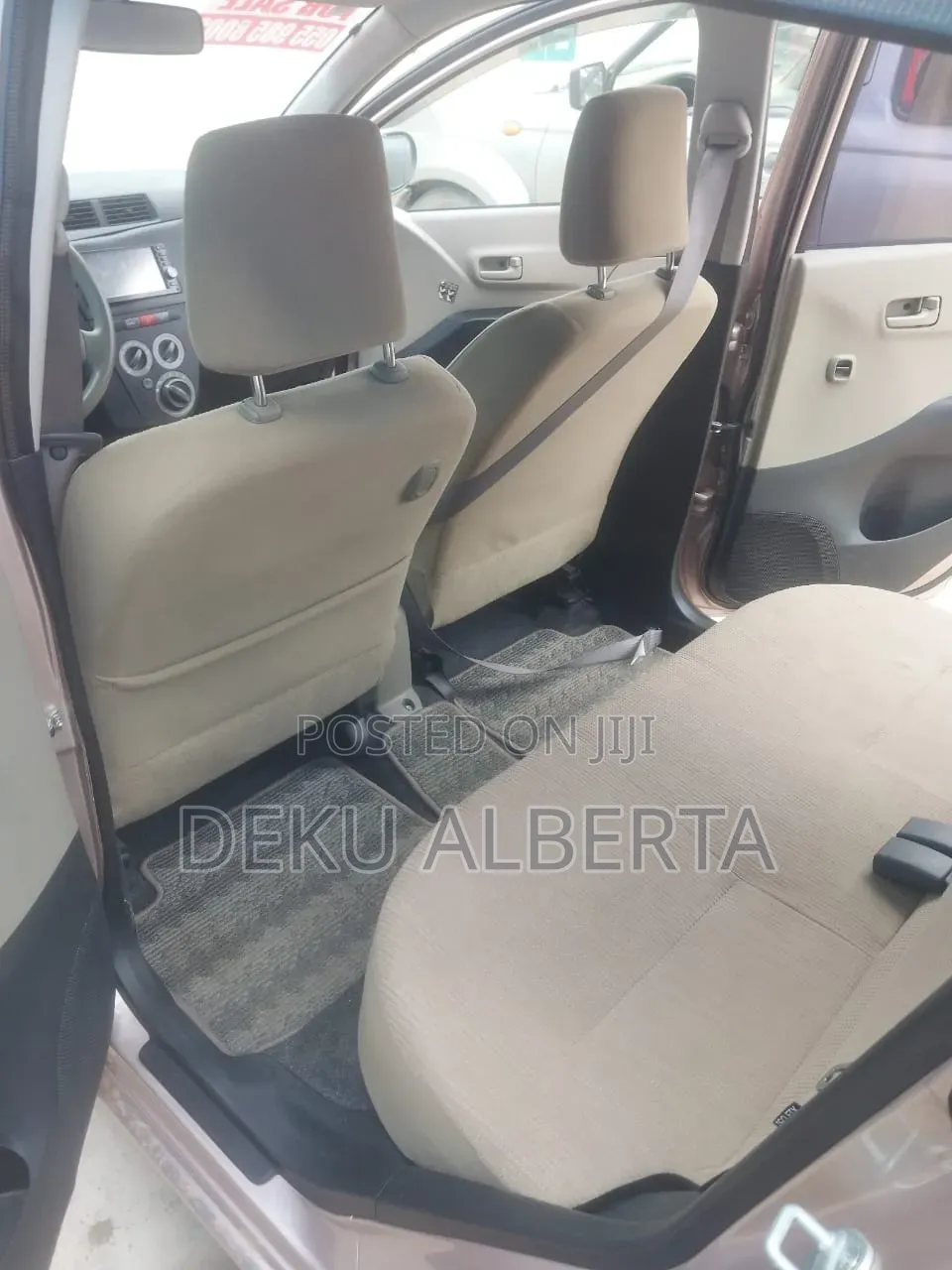 Daihatsu Mira 2014 Beige