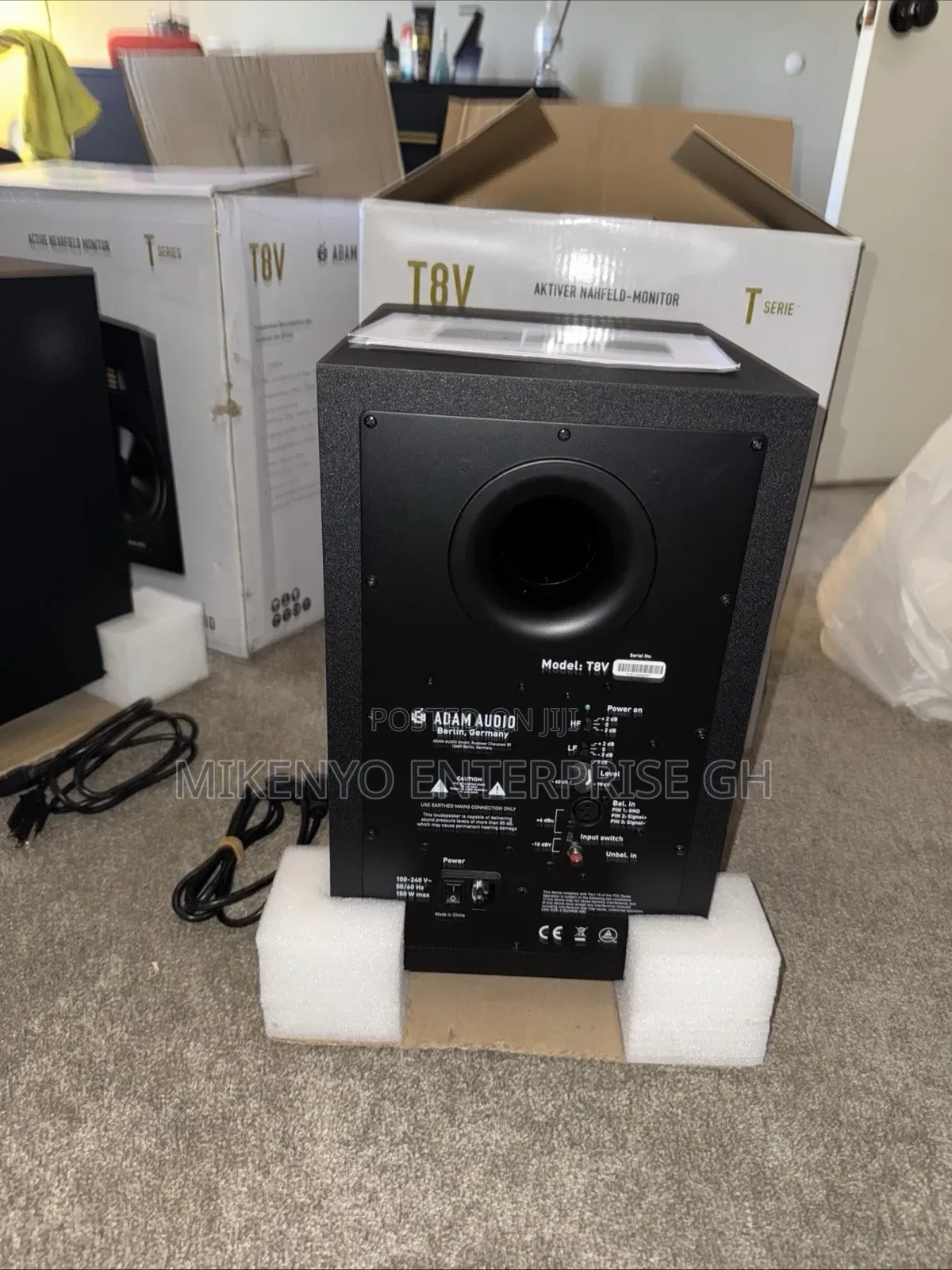 Adam Audio T8v 8" Active Studio Monitor