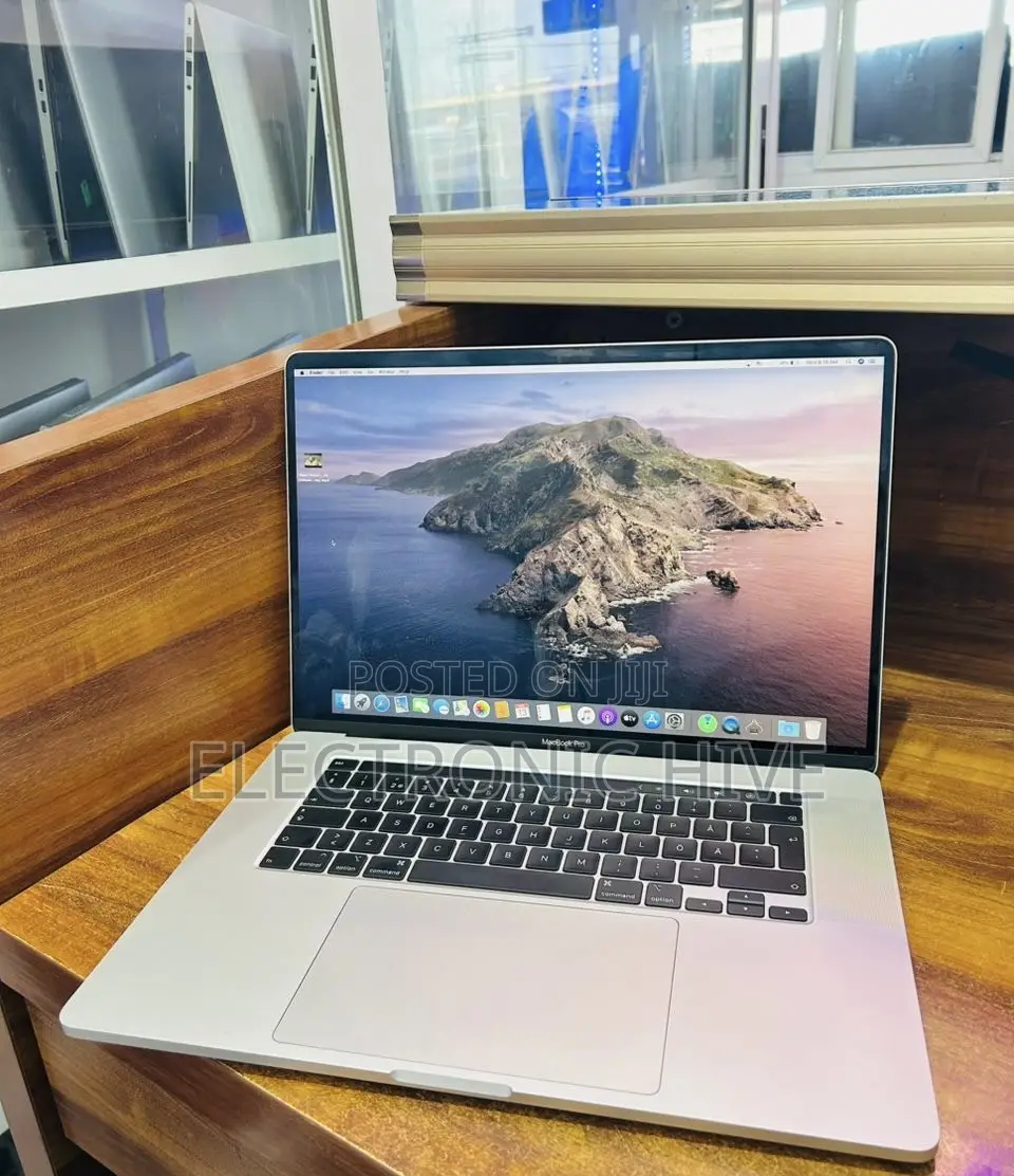Laptop Apple MacBook Pro 2019 16GB Intel Core i7 SSD 500GB