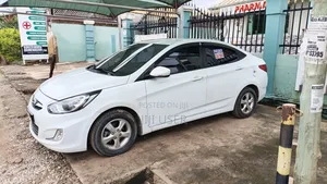 Hyundai Accent 2012 White