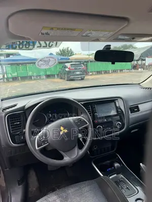 Mitsubishi Outlander 2018 Gray