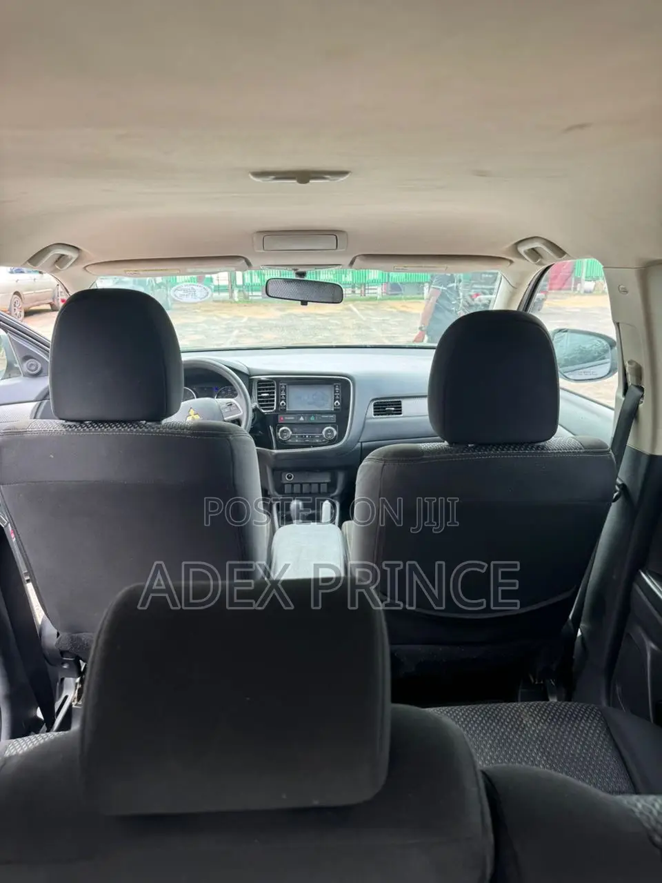 Mitsubishi Outlander 2018 Gray