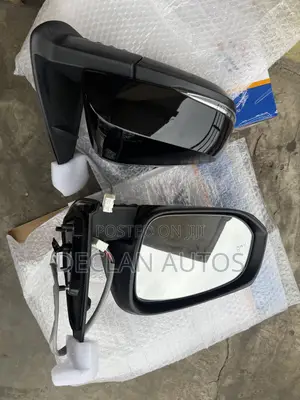 Tacoma 2018 Driving Mirrors With Light and Sensor