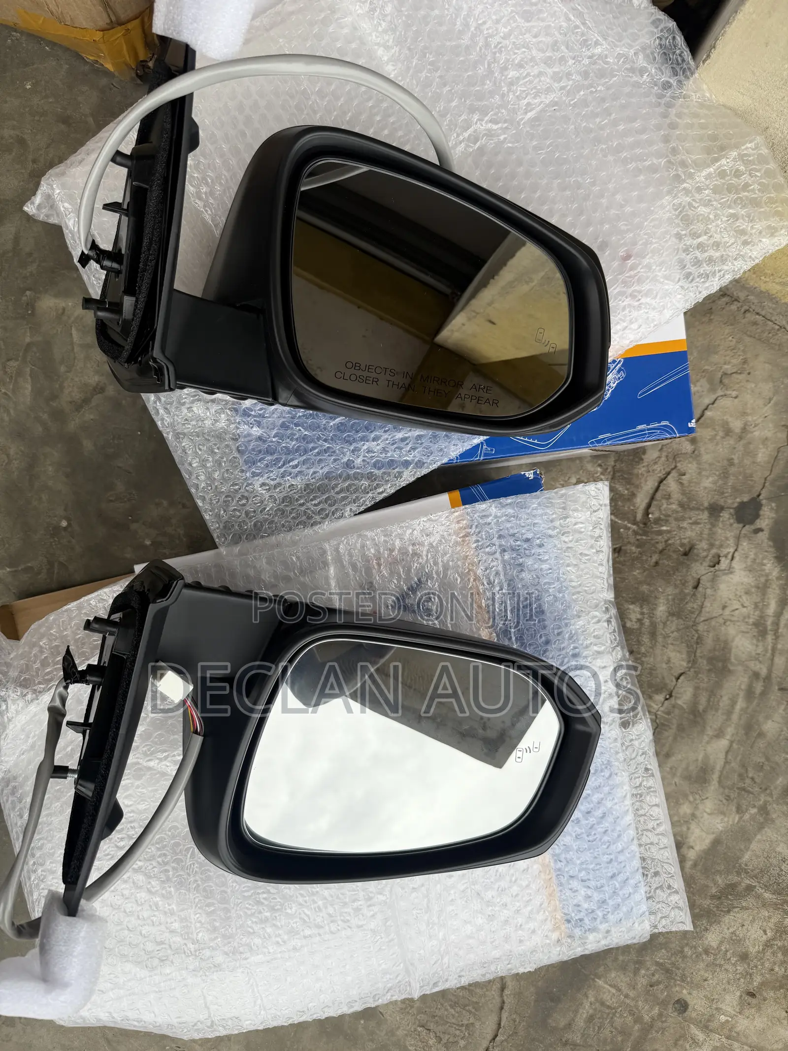 Tacoma 2018 Driving Mirrors With Light and Sensor