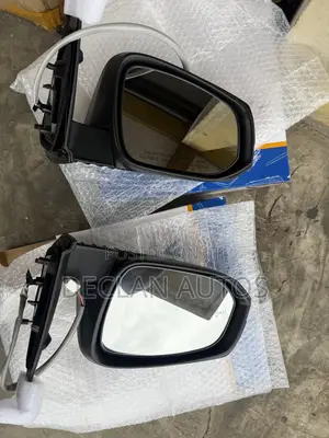 Tacoma 2018 Driving Mirrors With Light and Sensor