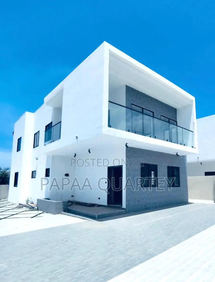 4bdrm House in Adjiriganor for sale