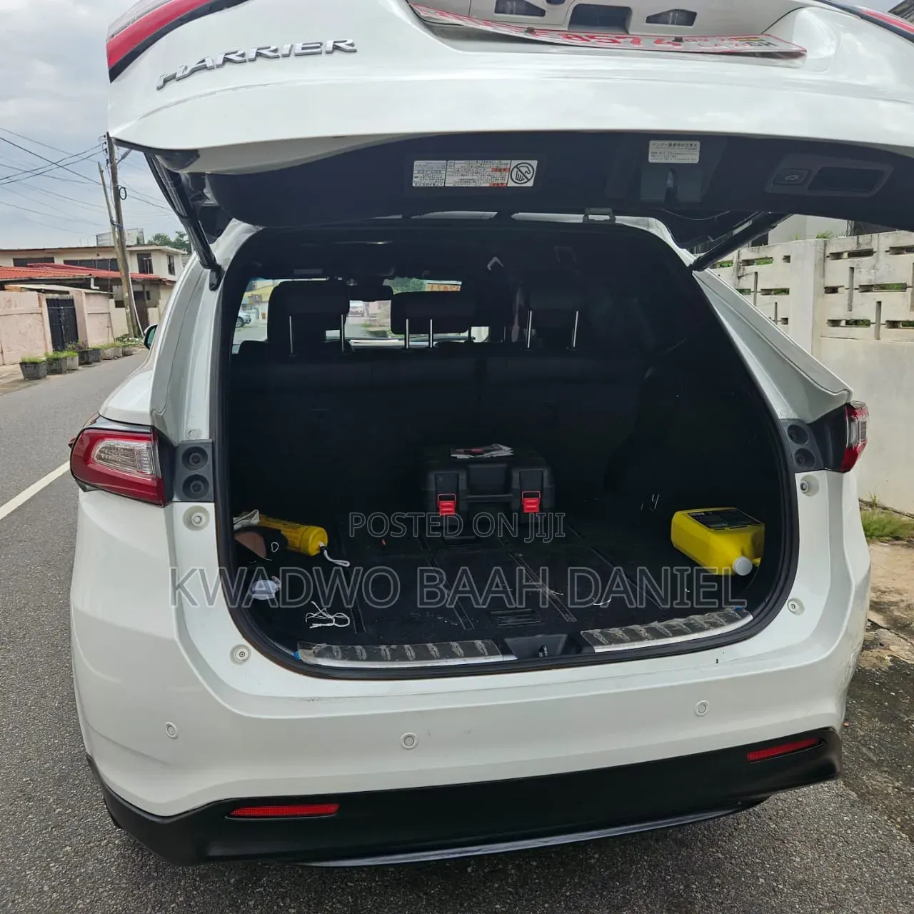 Toyota Harrier 2019 White