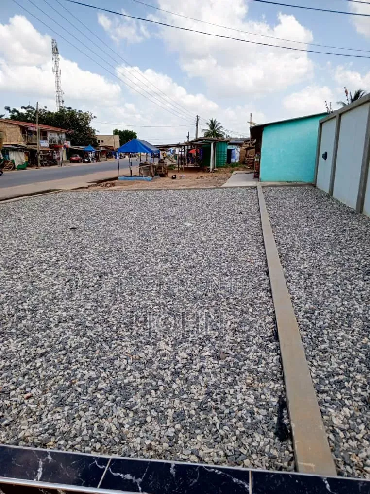 6bdrm House in Survivorestates, Manhean for rent