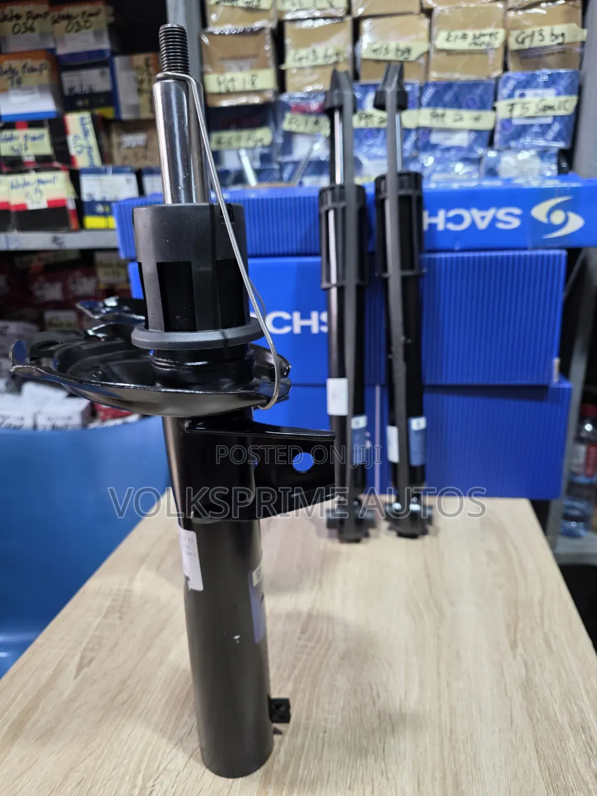 Front and Back Shock Absorbers for Volkwagen Golf7mk7 Tiguan 2018-2022