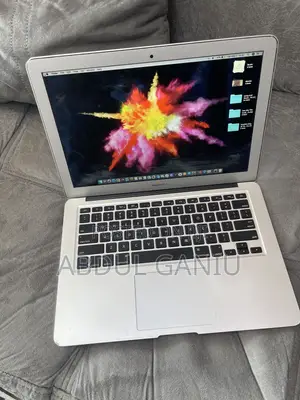 Laptop Apple MacBook Air 8GB Intel Core i5 SSD 128GB